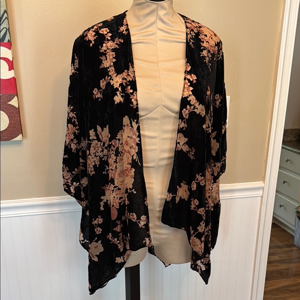 Floral Velvet Kimono Jacket
